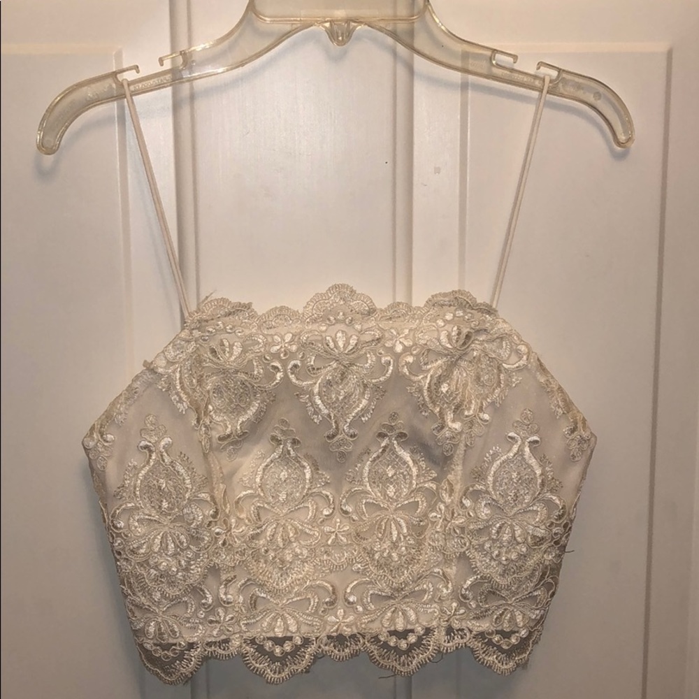 White floral lace crop top